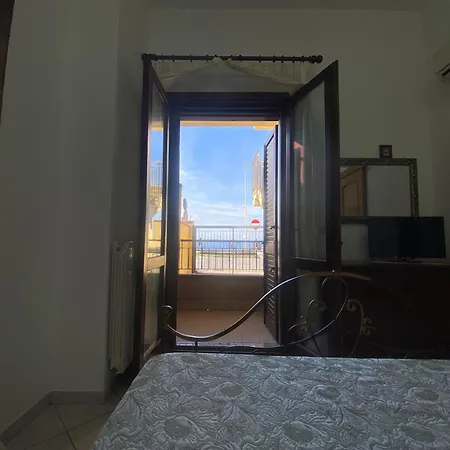 アパート Sul Mare - Casa Delle Ninfe ミラッツォ